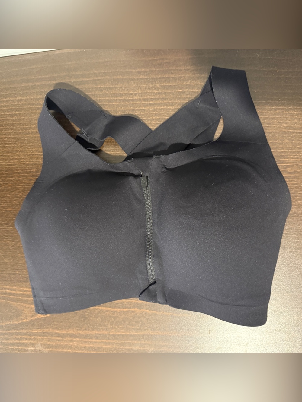 Seamless Lululemon Black Women's sports bra 32DD